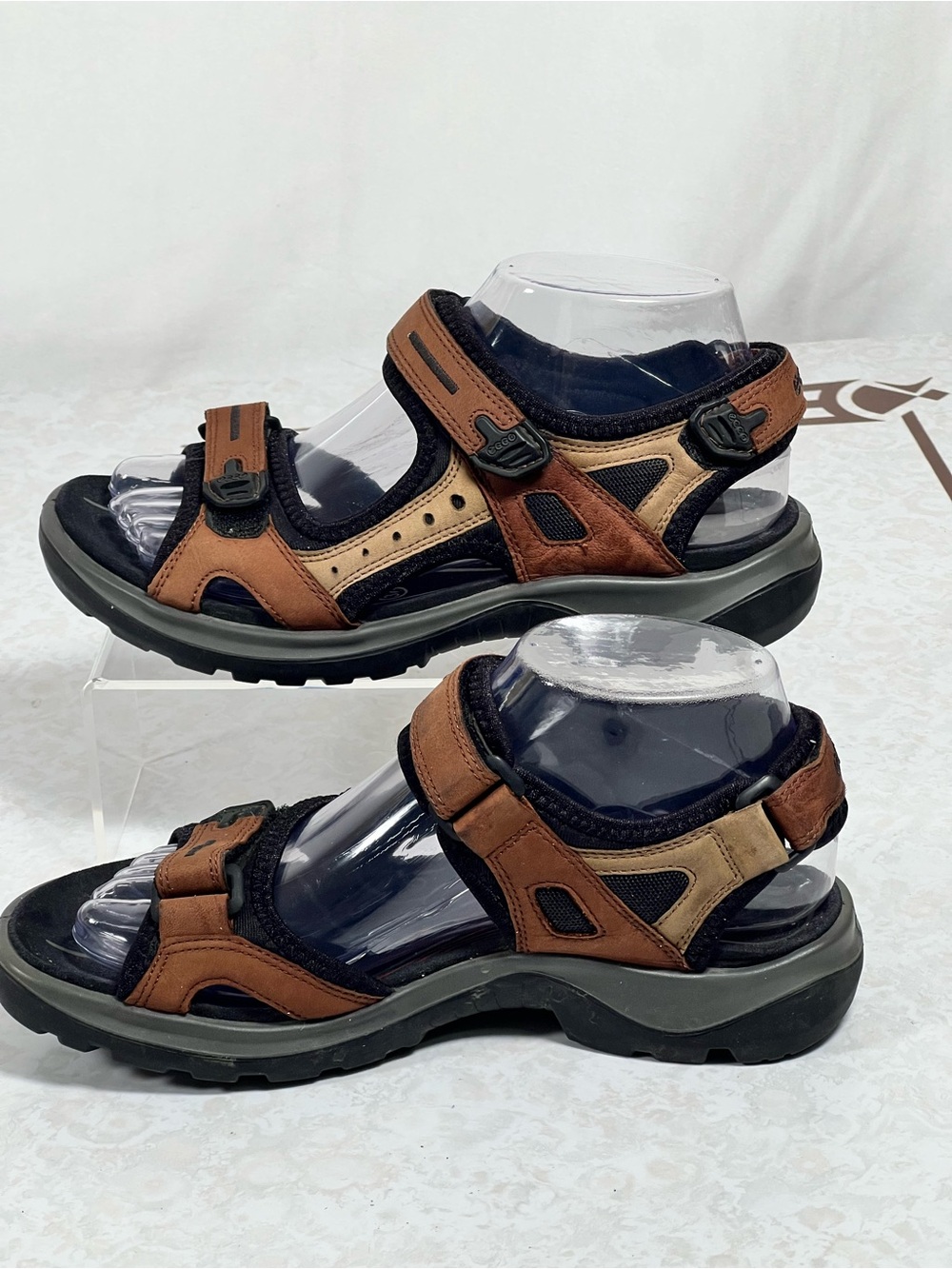 Ecco Hiking Yucatan Sandal Velcro Straps Brown Black US 6.5 Women’s Size 37 - Picture 4 of 11